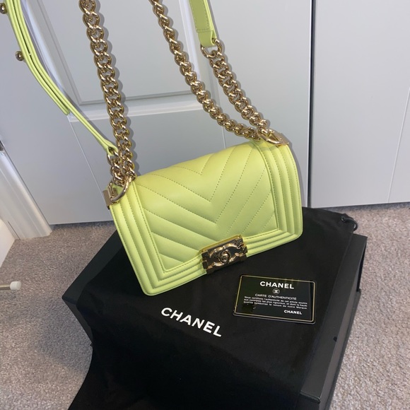 *RARE* Small Chanel Boy Flap Bag Chevron Lambskin - Picture 8 of 9